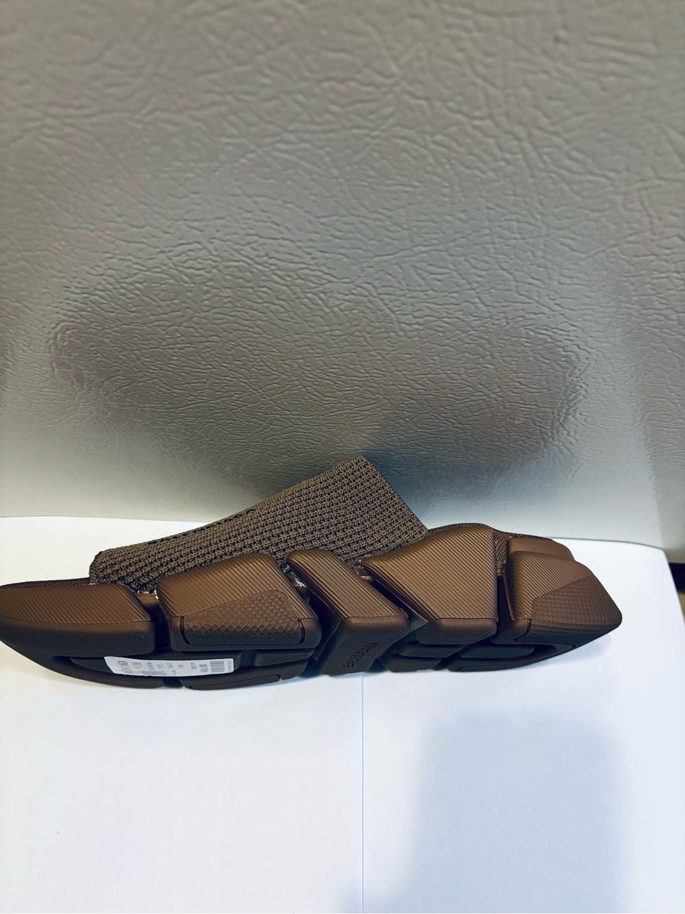 Balenciaga women’s Brown Knit Slides - Picture 3 of 8